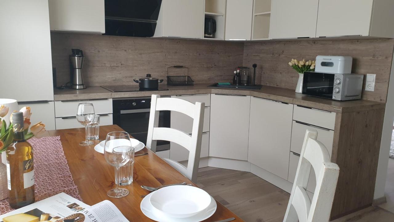 Boardingappartement Windeckblick, Ruhige, Zentrale Lage Mit Grossem Suedbalkon Buehl  Exterior photo