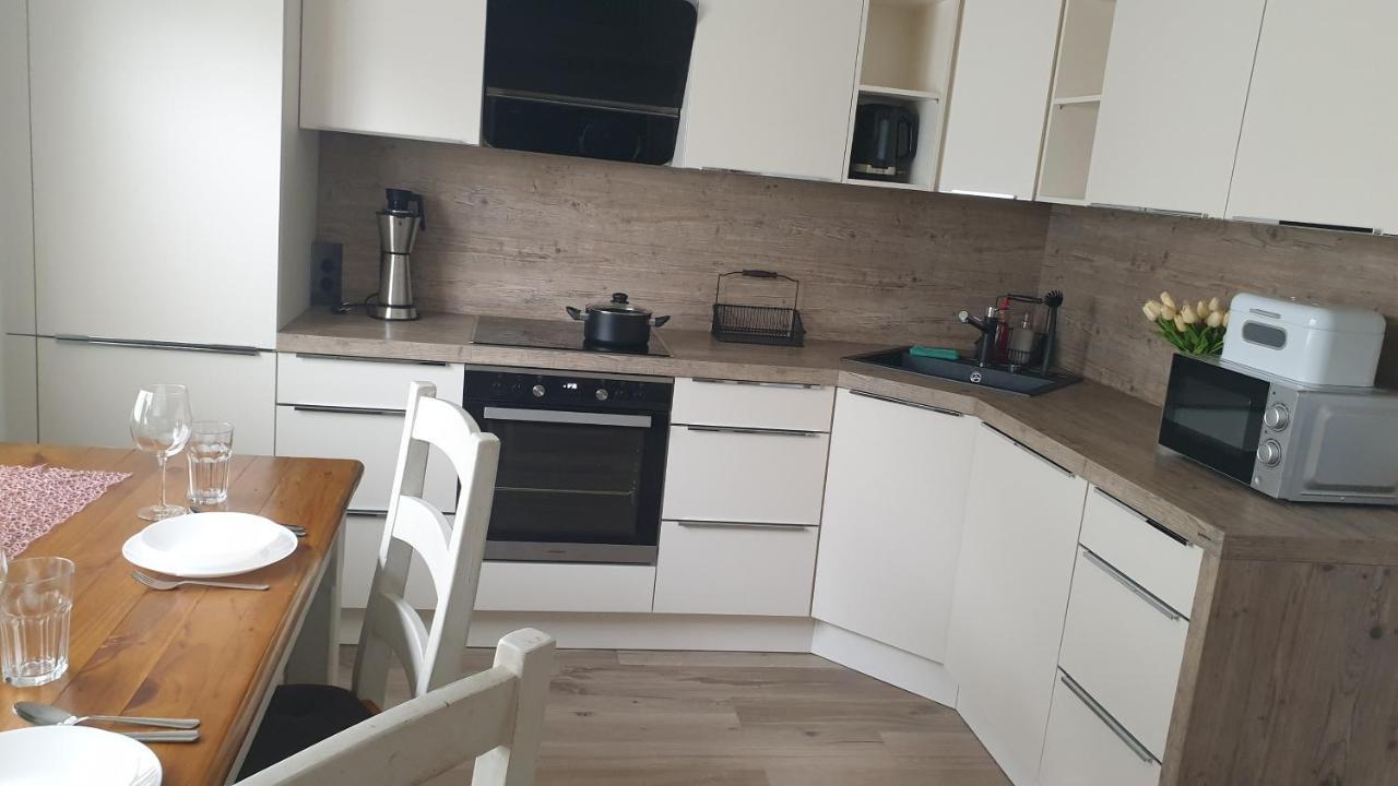 Boardingappartement Windeckblick, Ruhige, Zentrale Lage Mit Grossem Suedbalkon Buehl  Exterior photo